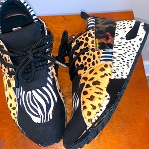 Steve Madden “Cliff” Sneakers(Women’s size 7)